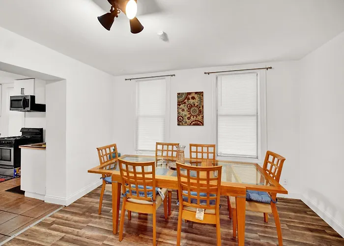 Kimball Apartment *